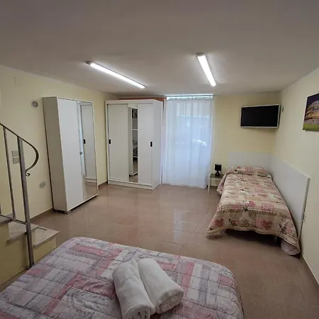 A Due Passi Dal Portale בית נופש *