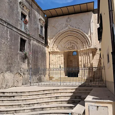 בית נופש A Due Passi Dal Portale *